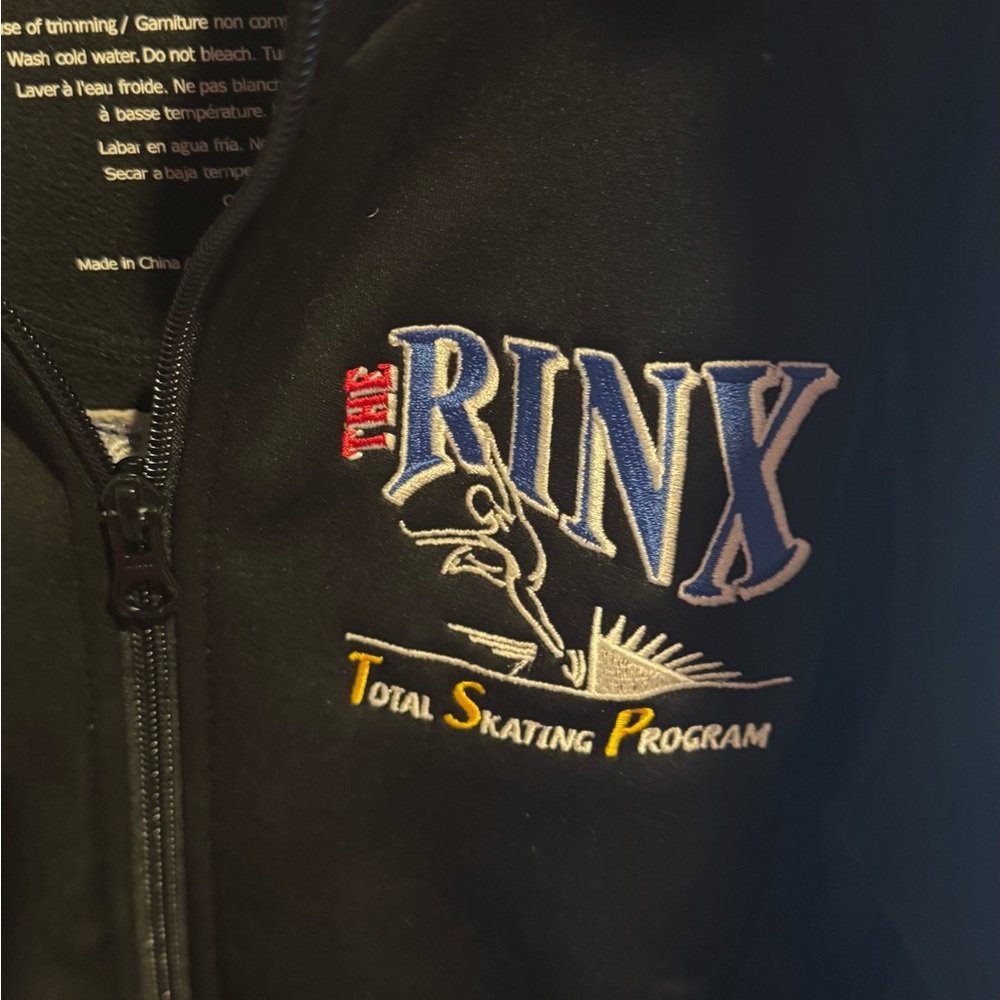The RINX Figure Skating Jacket ⛸️ - Picture 2 of 4
